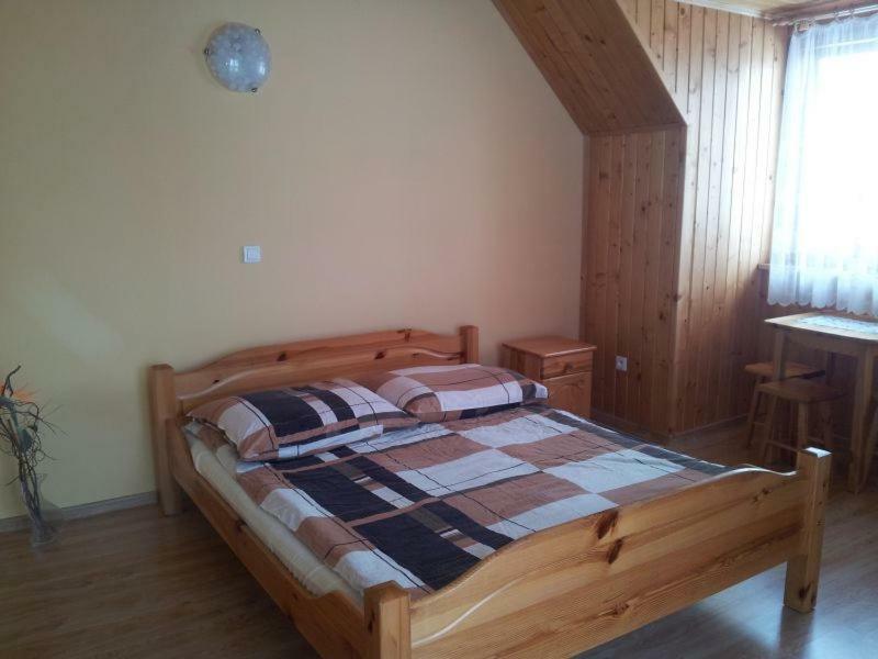 Pokoje Goscinne Janina I Jozef Majdanscy Kluszkowce Extérieur photo